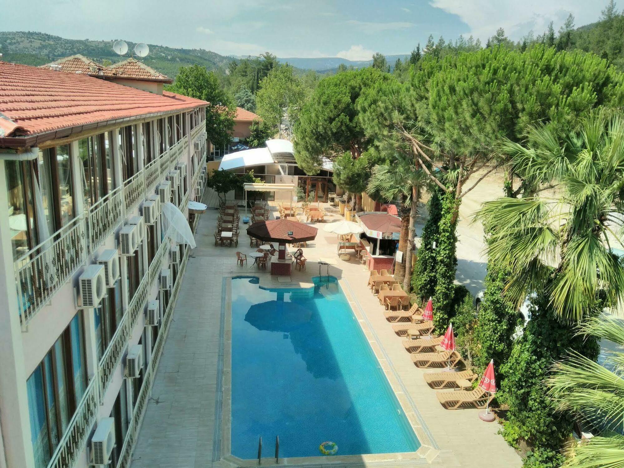 Oskar Thermal Hotel Pamukkale Exterior photo
