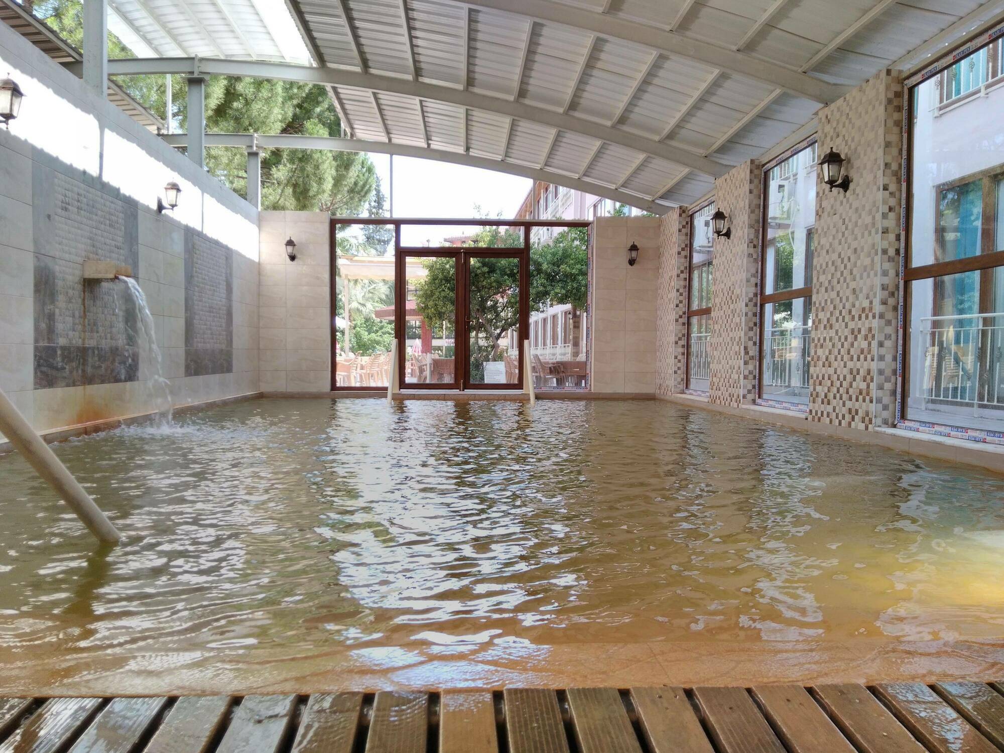 Oskar Thermal Hotel Pamukkale Exterior photo